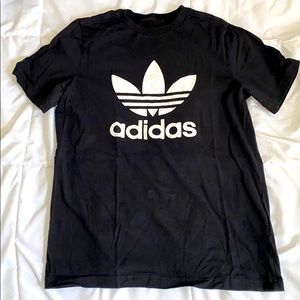 Adidas t-shirt